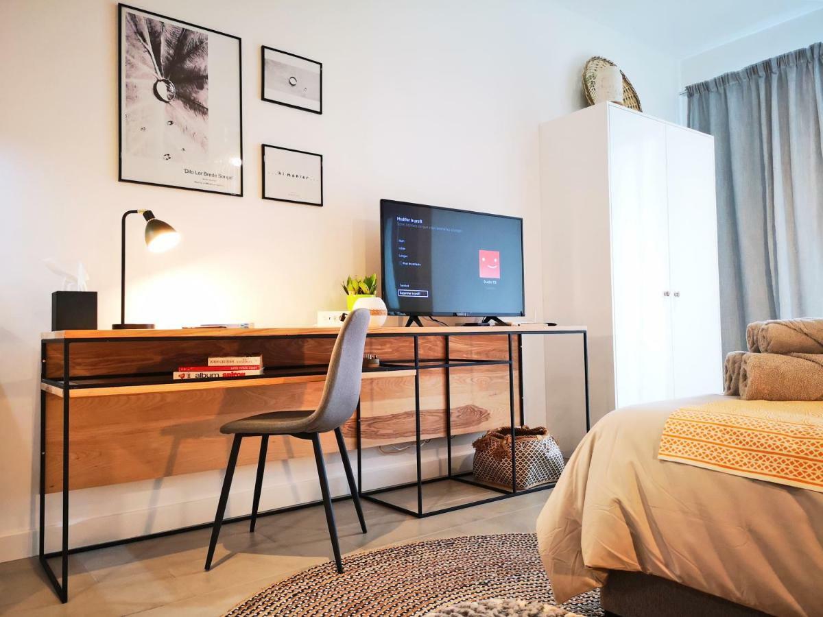 Avya'S Studio 113 At Ebene Square, Ebene Катр-Борн Экстерьер фото